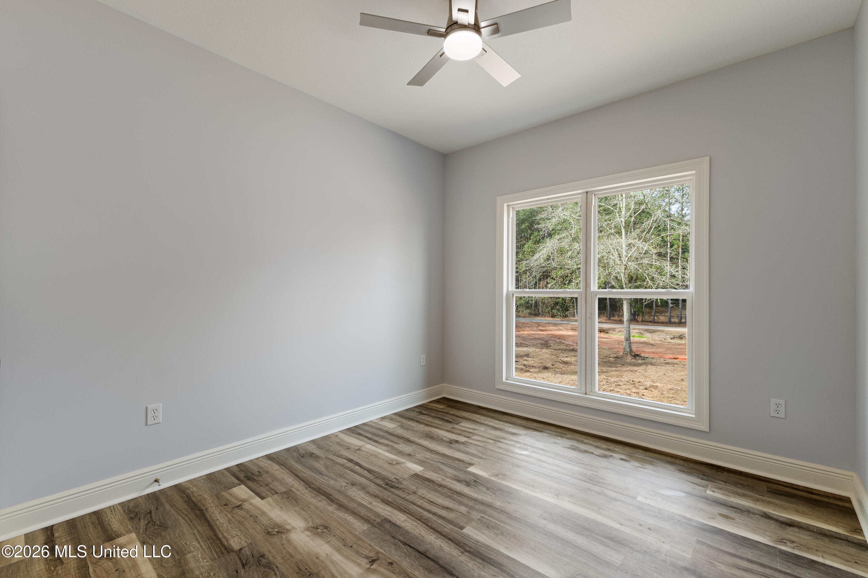 534 R V Lindley Road Moselle, MS 39459 - Photo 18 of 39 534_R_V_Lindley_Rd-25