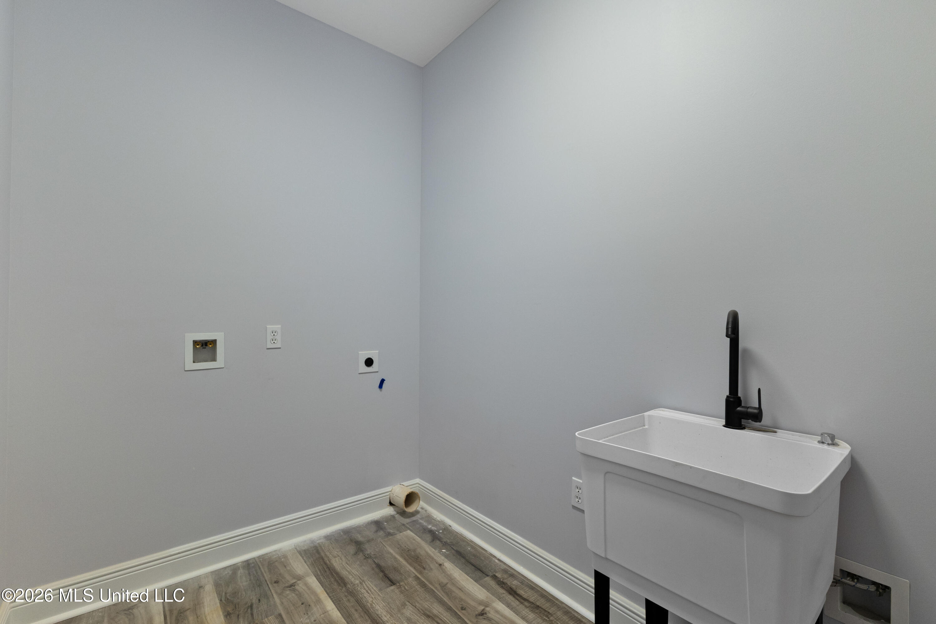 534 R V Lindley Road Moselle, MS 39459 - Photo 21 of 39 534_R_V_Lindley_Rd-15