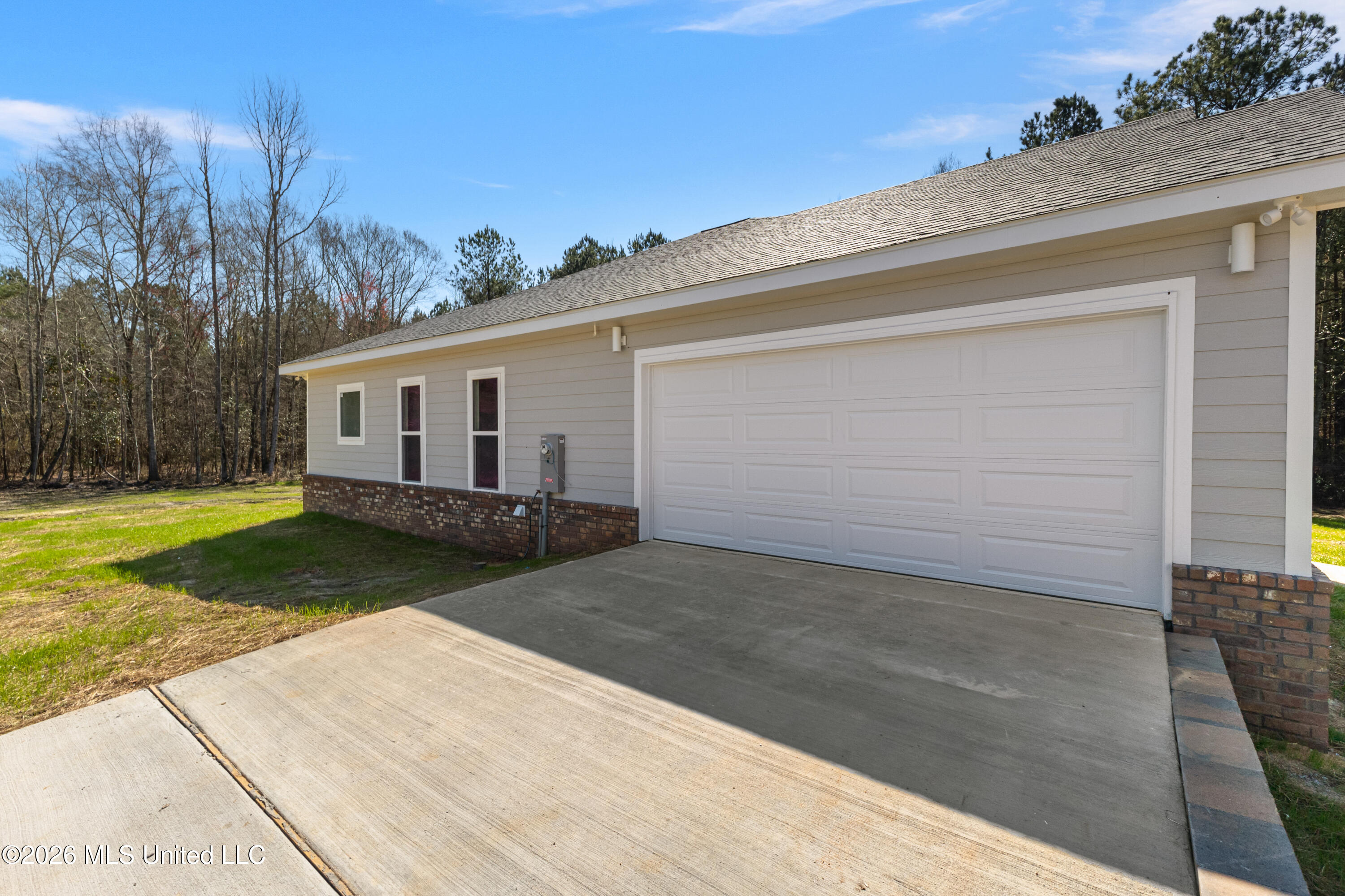 534 R V Lindley Road Moselle, MS 39459 - Photo 32 of 39 534_R_V_Lindley_Rd-41