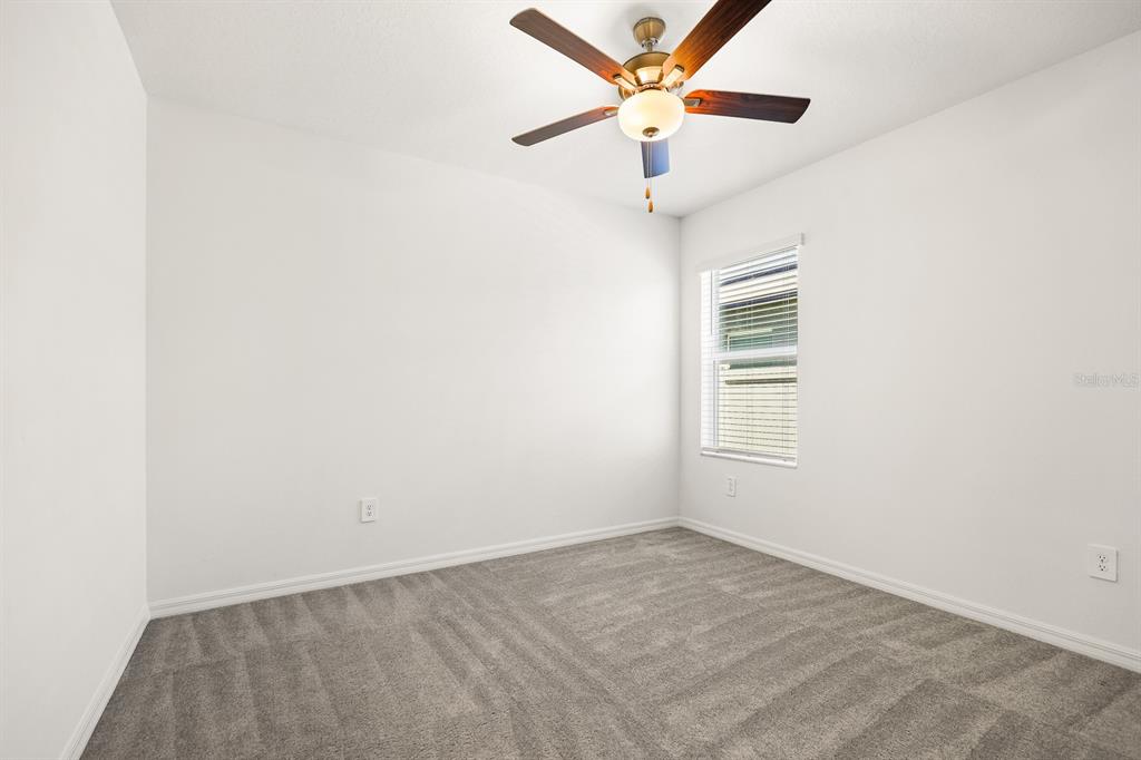 2881 Silver Scallop Loop Wimauma, FL 33598 - Photo 18 of 40