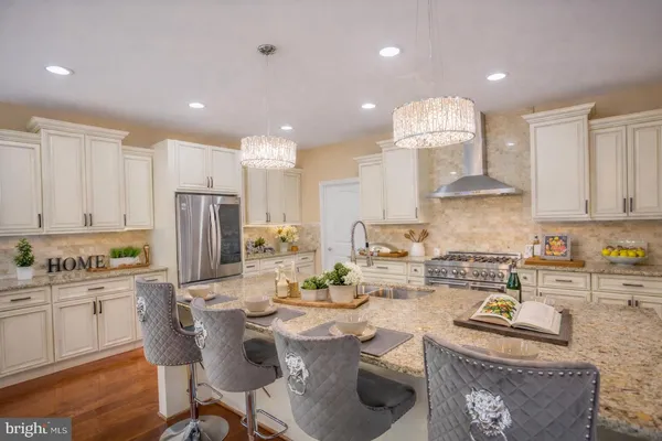 $2,169,000 | 7313 Byrneley Lane, Annandale, VA 22003