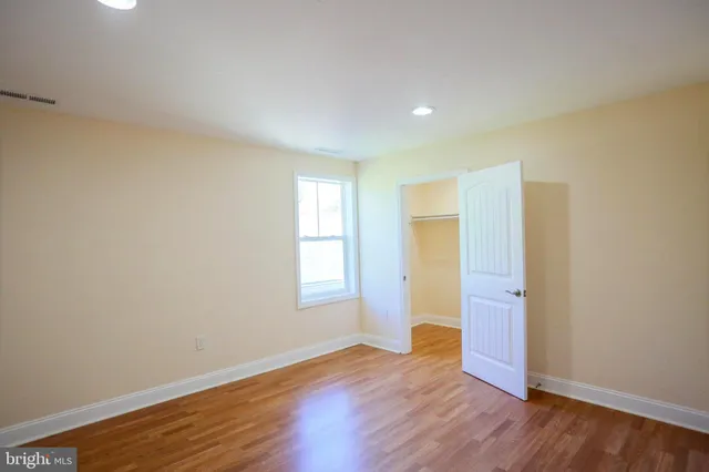 $2,338,990 | 7313 Byrneley Lane, Annandale, VA 22003