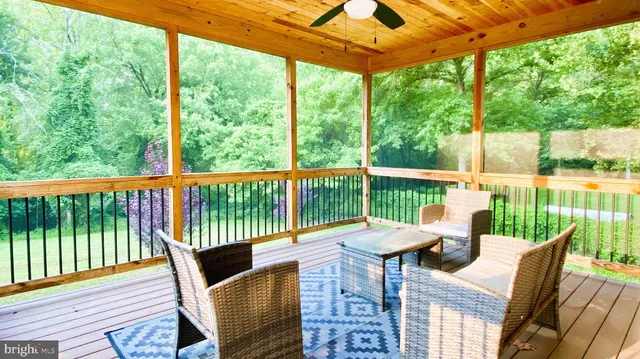 $2,338,990 | 7313 Byrneley Lane, Annandale, VA 22003