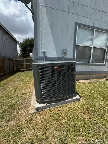 $211,800 | 6447 Beech Trail Drive, Converse, TX 78109