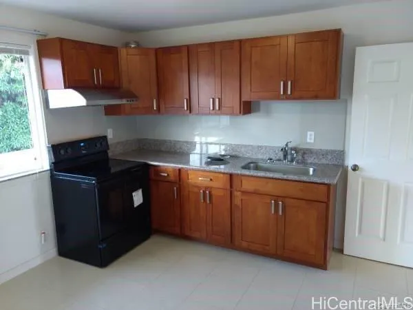 $2,600 | 3237 Charles Street, Honolulu, HI 96816