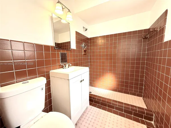 $4,300 | 845 Fairway Drive, Miami Beach, FL 33141