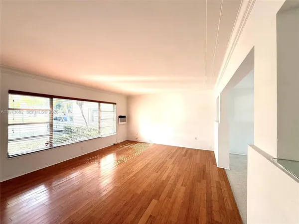 $4,300 | 845 Fairway Drive, Miami Beach, FL 33141