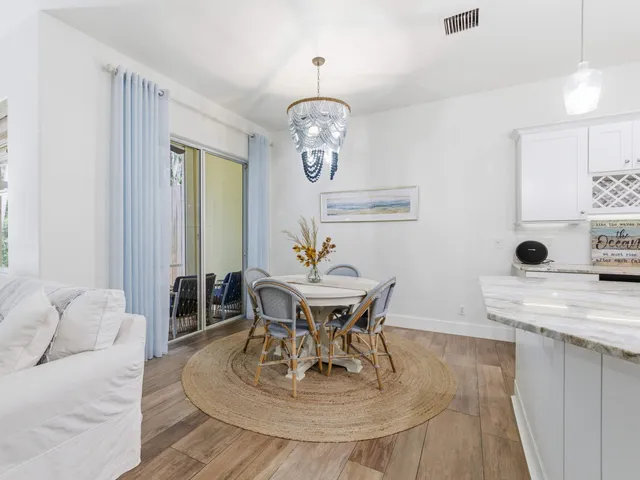 $489,000 | 125 Barefoot Cove, Hypoluxo, FL 33462