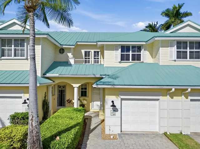 $489,000 | 125 Barefoot Cove, Hypoluxo, FL 33462