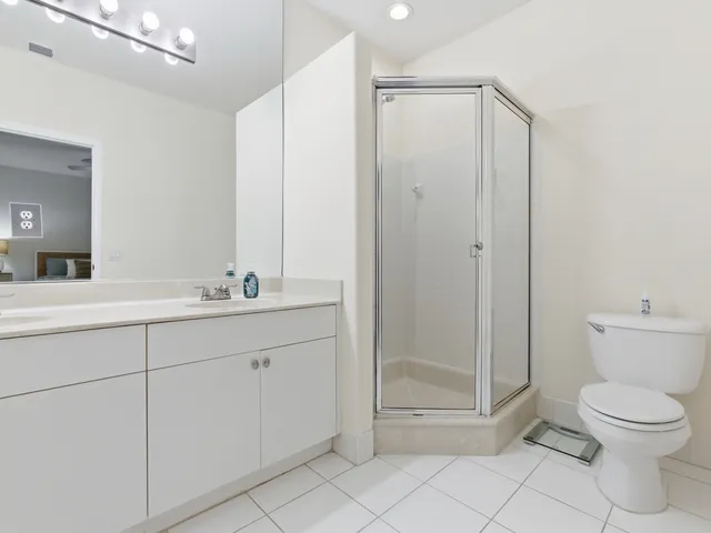 $489,000 | 125 Barefoot Cove, Hypoluxo, FL 33462