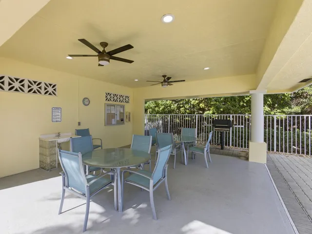 $489,000 | 125 Barefoot Cove, Hypoluxo, FL 33462