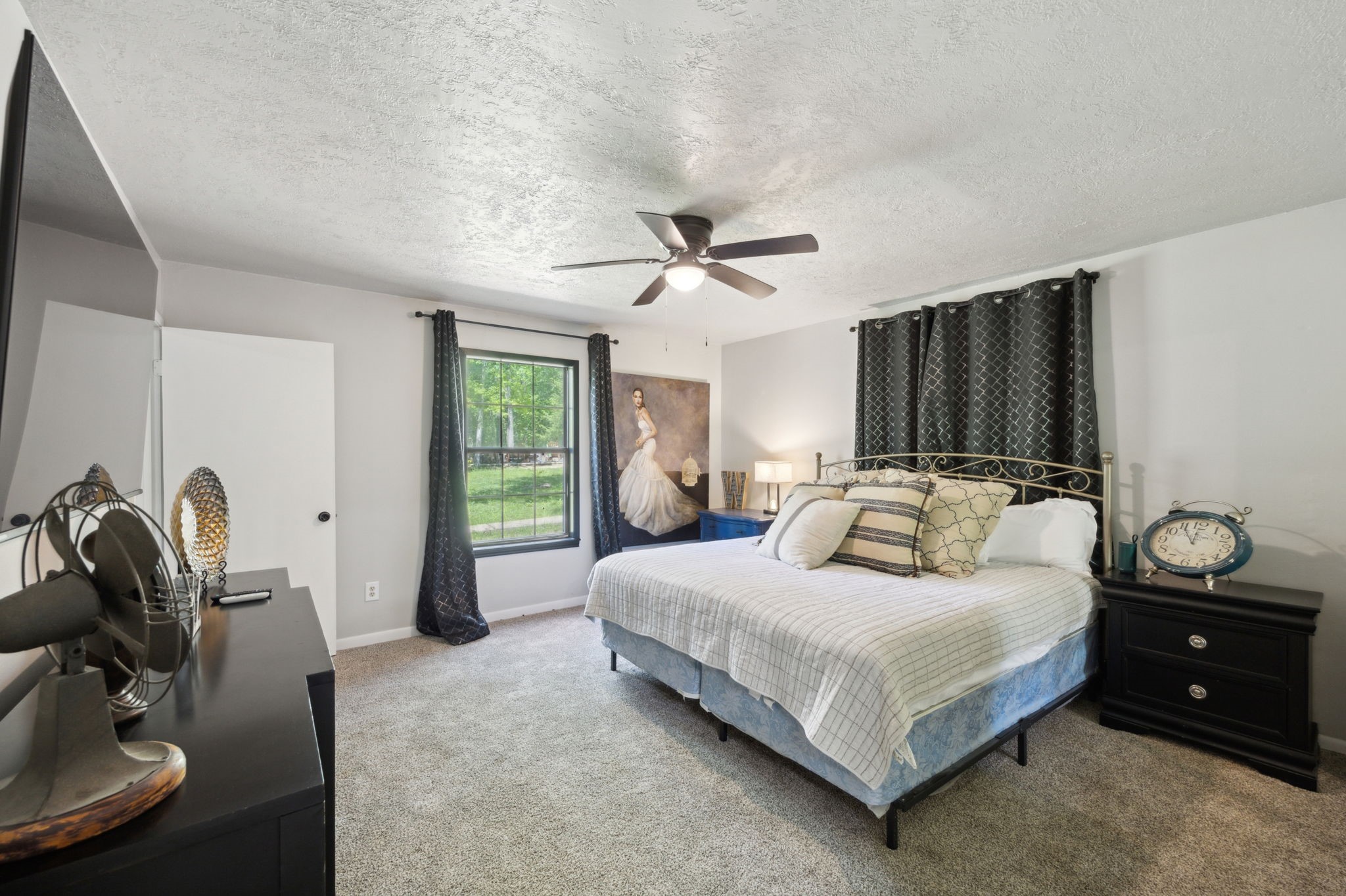 10 Boat Launch Road Point Blank, TX 77364 - Photo 11 of 27 MAIN HOUSE - BEDROOM #1 FIRST FLOOR