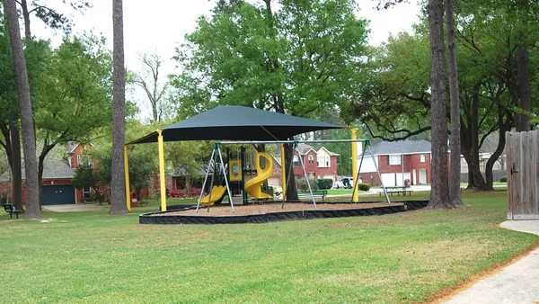 $2,050 | 21818 Windsor Castle Drive, Spring, TX 77388