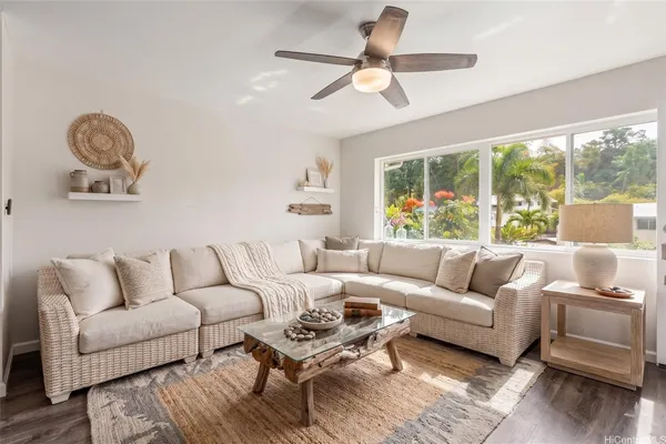 $599,000 | 95-060 Waikalani Drive, Unit E301, Mililani, HI 96789