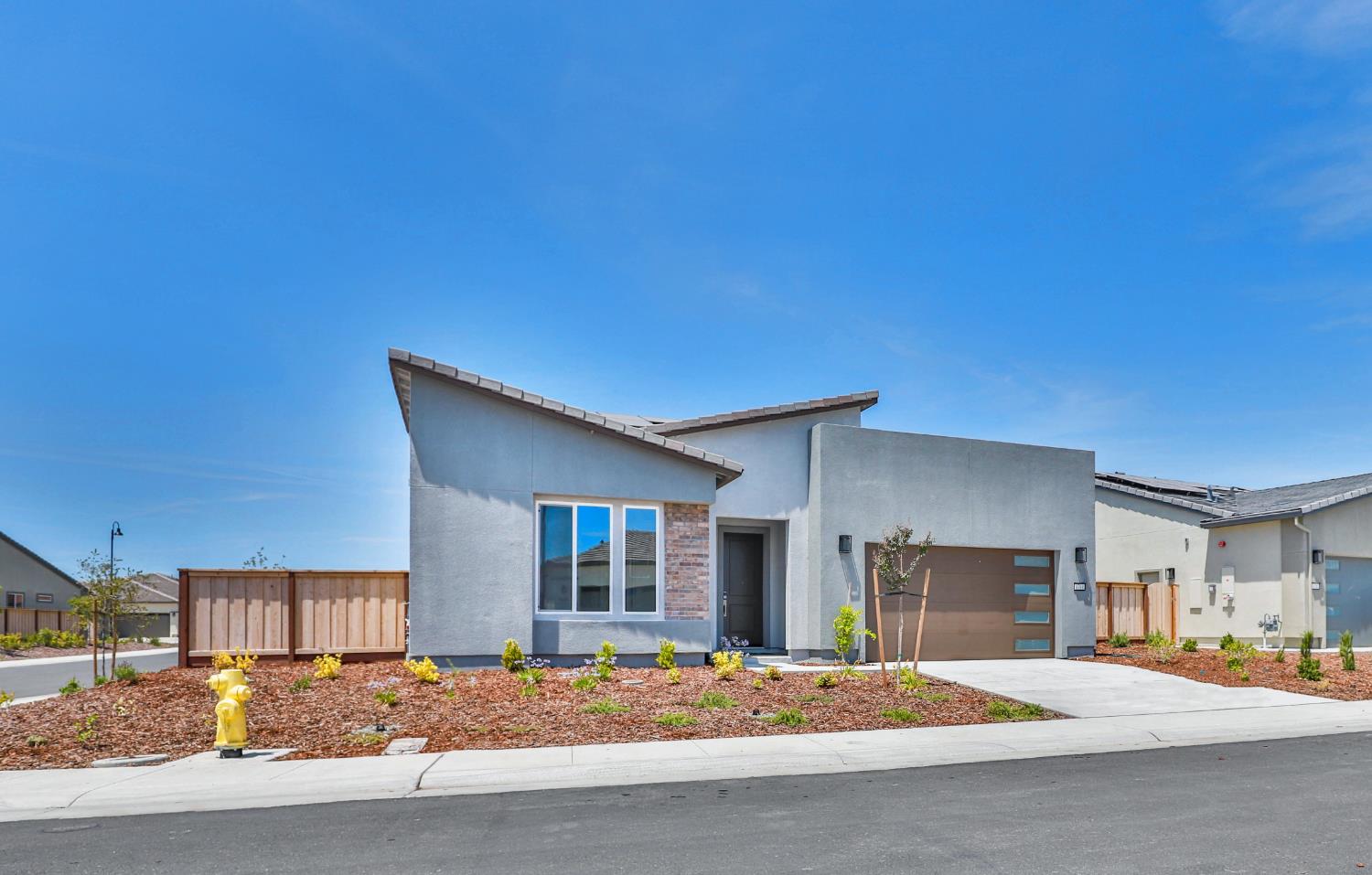 4788 Starglow Drive Penryn, CA 95663 - Photo 2 of 36 a front view of a house with a yard