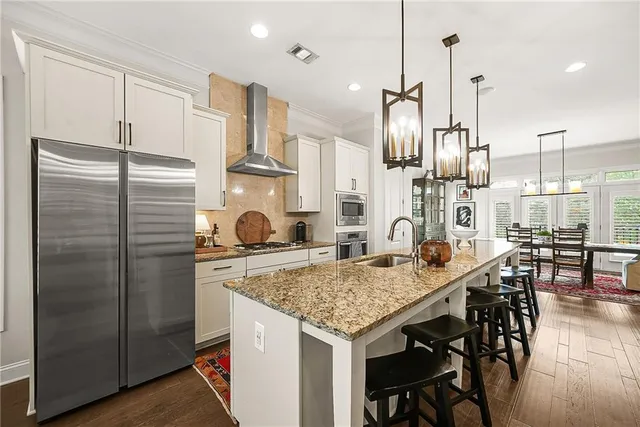 $684,900 | 3715 Benton Lane, Chamblee, GA 30341