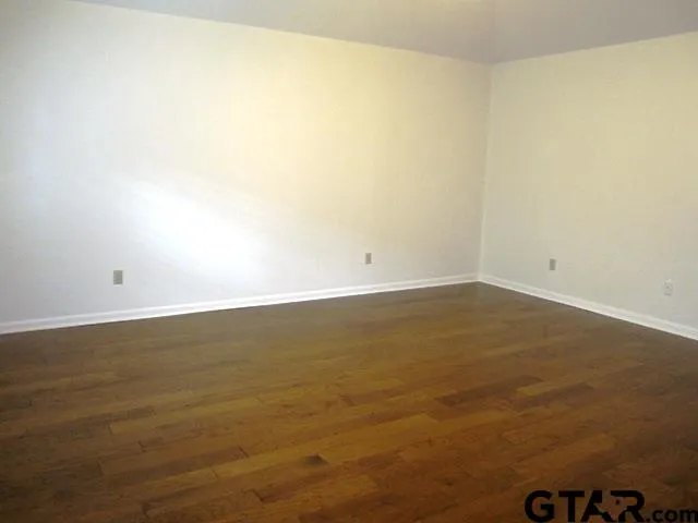 $3,500 | 401 Woodland Hills Drive, Tyler, TX 75701