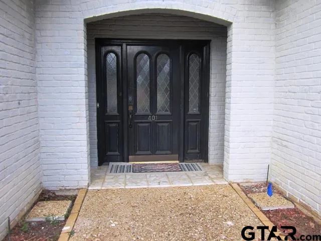 $3,500 | 401 Woodland Hills Drive, Tyler, TX 75701