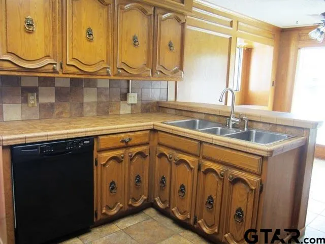 $3,500 | 401 Woodland Hills Drive, Tyler, TX 75701