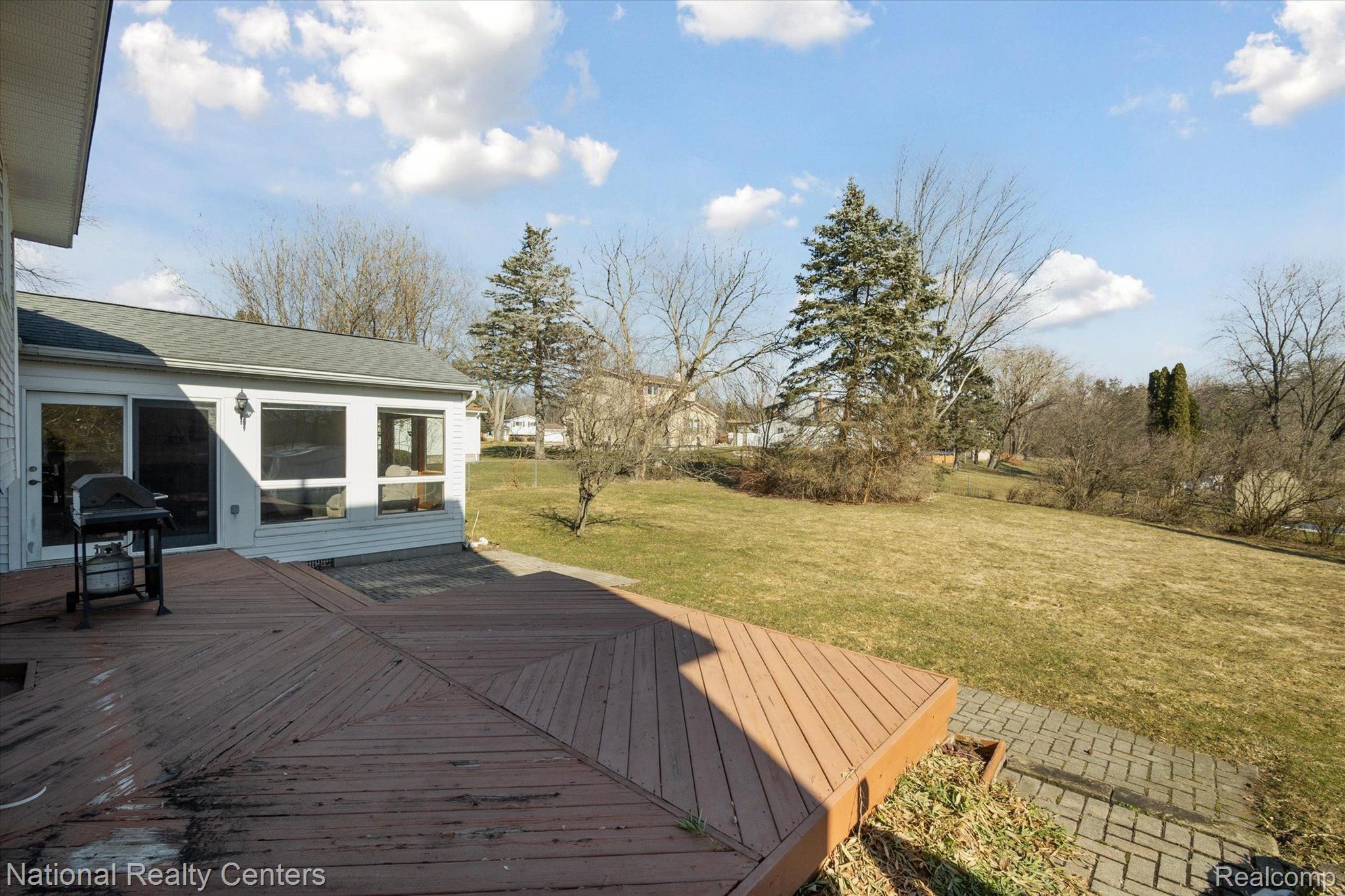 5786 Edgar Road Clarkston, MI 48346 - Photo 49 of 49 Gallery Image 49