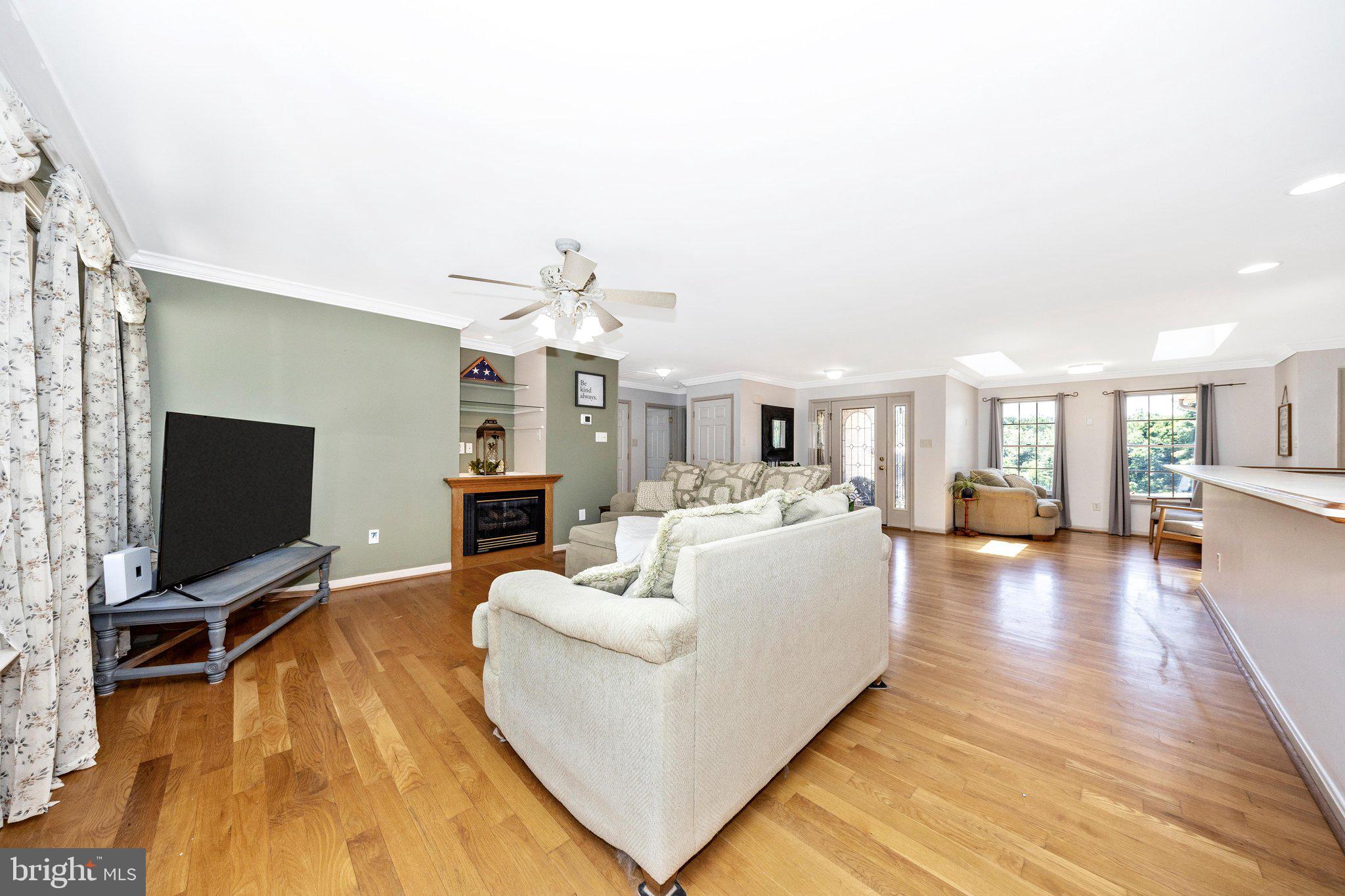 3448 Kaetzel Road Rohrersville, MD 21779 - Photo 6 of 76 Living Room
