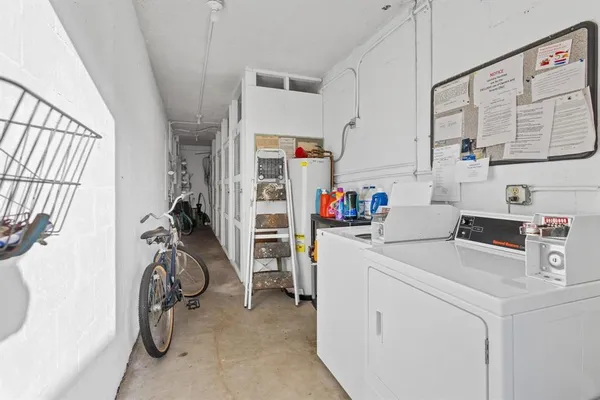 $140,000 | 2950 Southeast Ocean Boulevard, Unit 15, Stuart, FL 34996