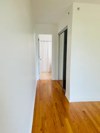 $2,300 | 600 West Russell Street, Unit 210, Barrington, IL 60010
