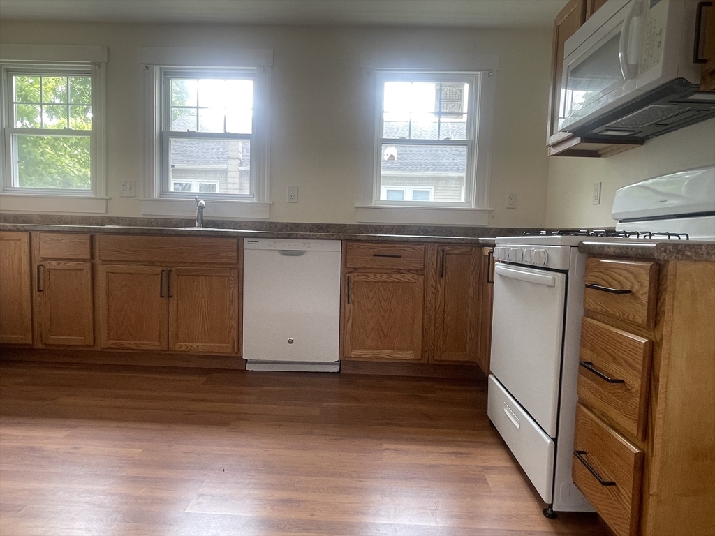 39 Brook Street, Unit 2 Webster, MA 01570 - Photo 6 of 21