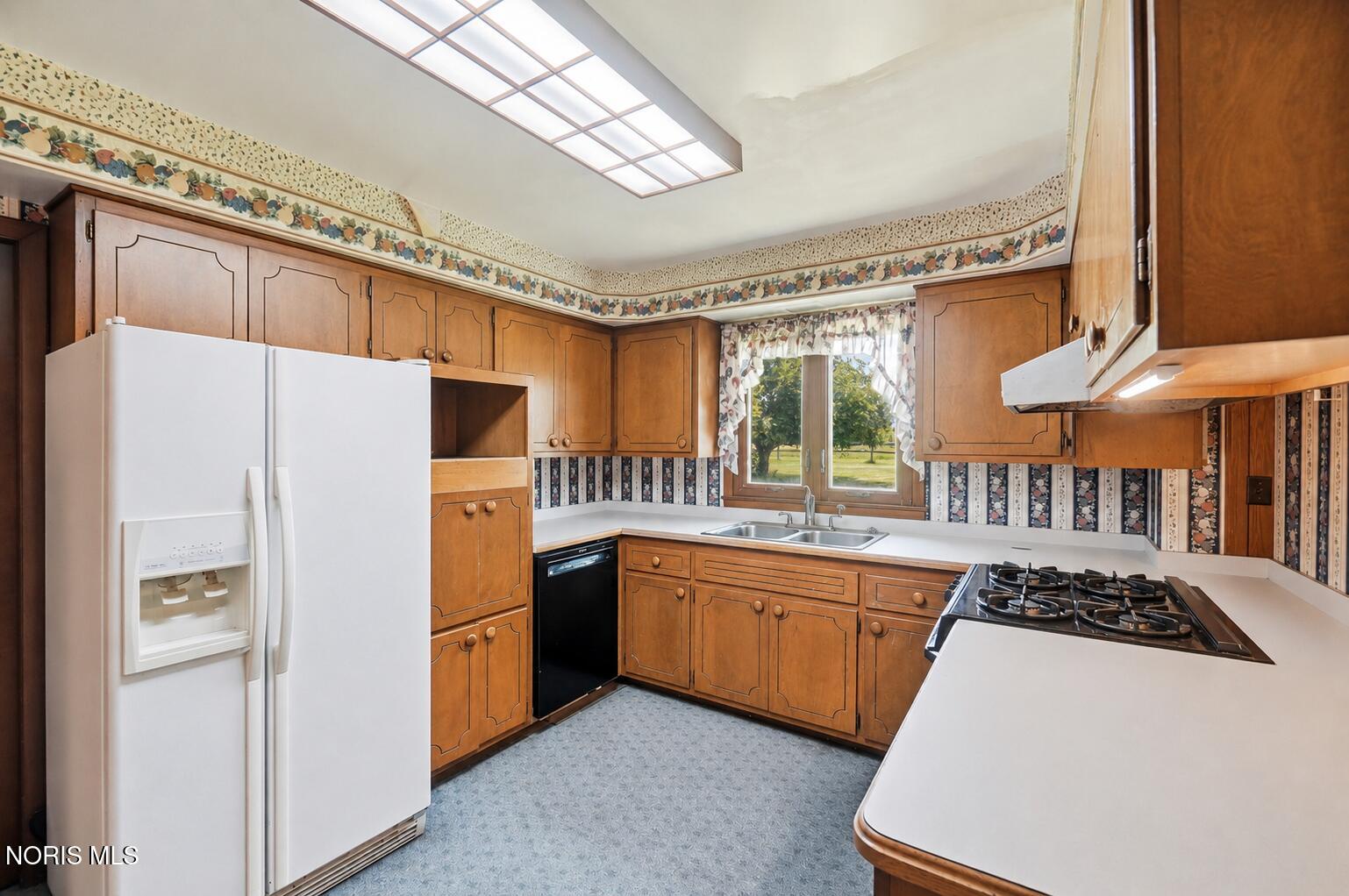 4837 Alexander Road Pemberville, OH 43450 - Photo 22 of 71 Gallery Image 22
