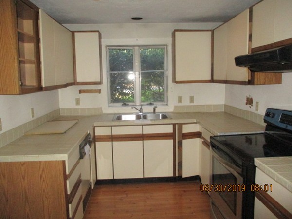 4 Shellback Way, Unit A Mashpee, MA 02649 - Photo 4 of 9