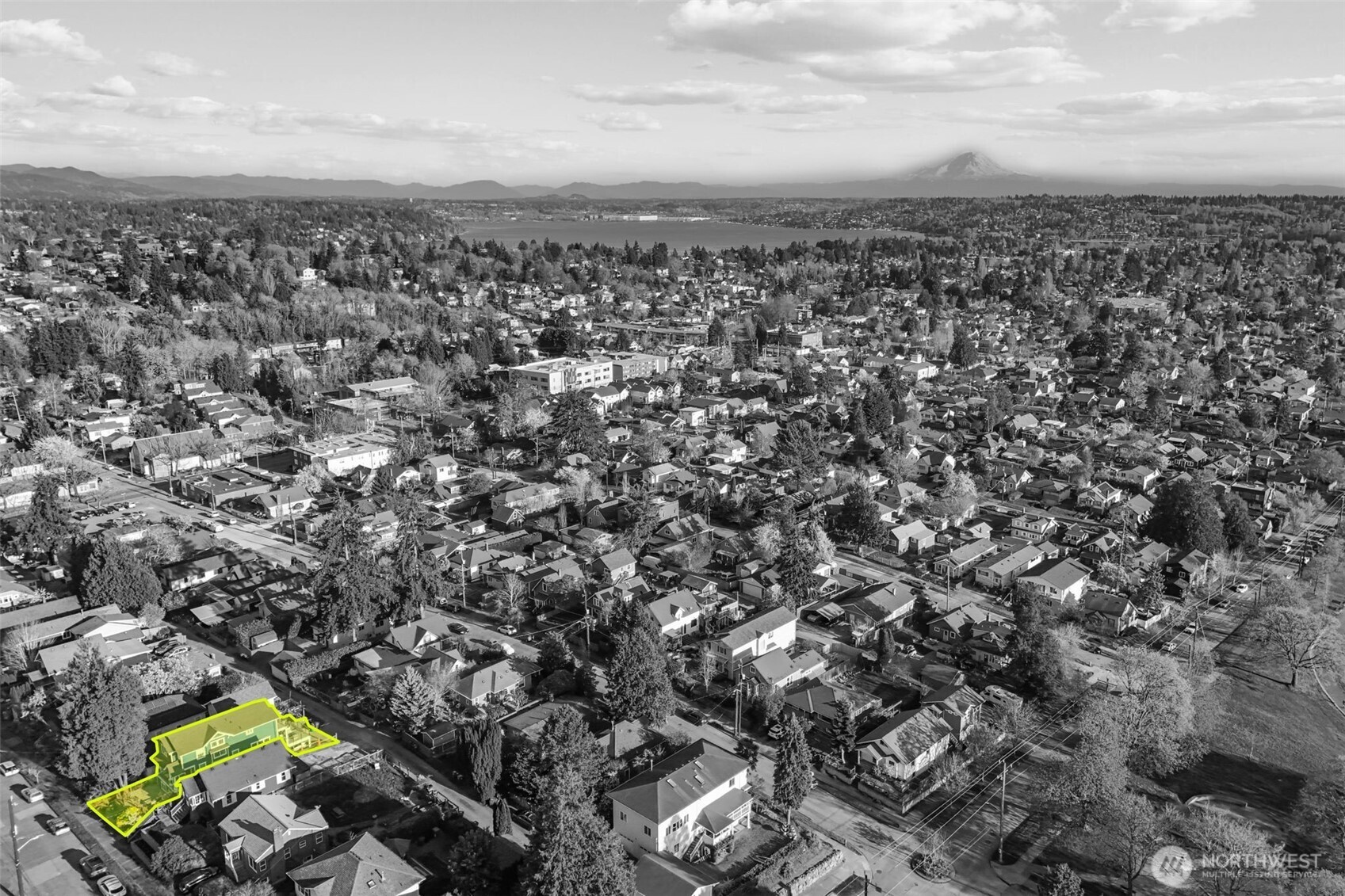4219 South Mead Street Seattle, WA 98118 - Photo 39 of 40 an aerial view of multiple house