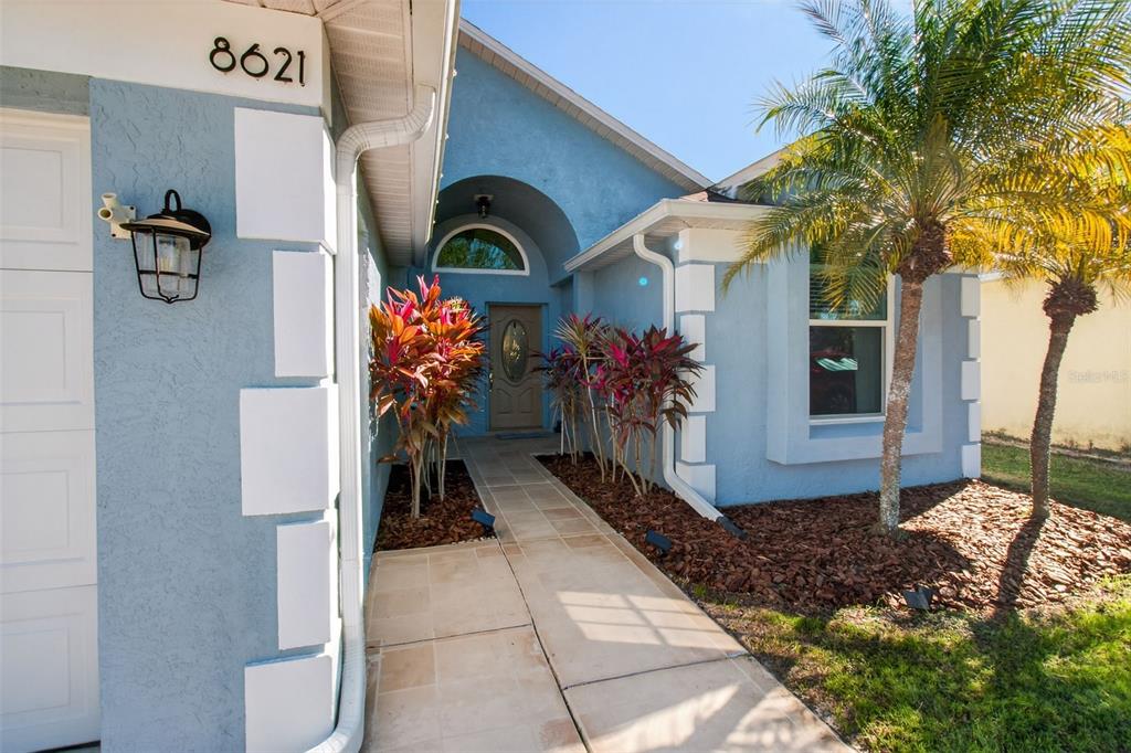 8621 Manassas Road Tampa, FL 33635 - Photo 2 of 35 Gallery Image 2