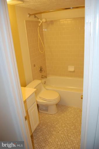8160 Sinclair Mill Road Manassas, VA 20112 - Photo 15 of 15 Bath #2