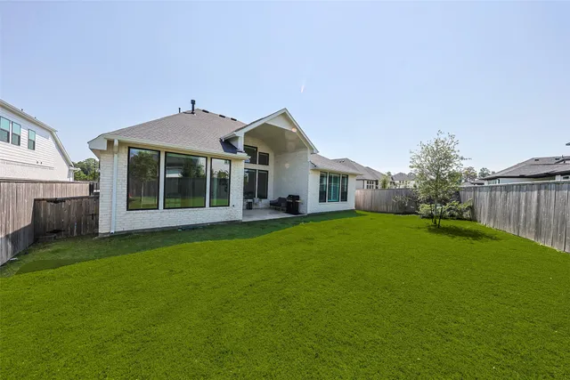 $879,500 | 26951 Longwood Ledge Lane, The Woodlands, TX 77389