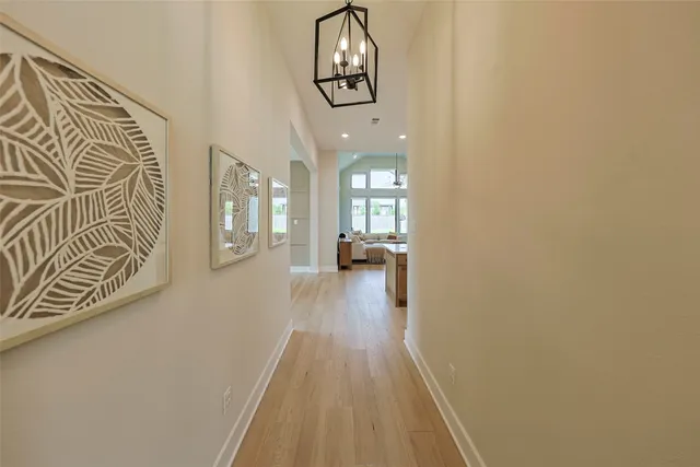 $879,500 | 26951 Longwood Ledge Lane, The Woodlands, TX 77389