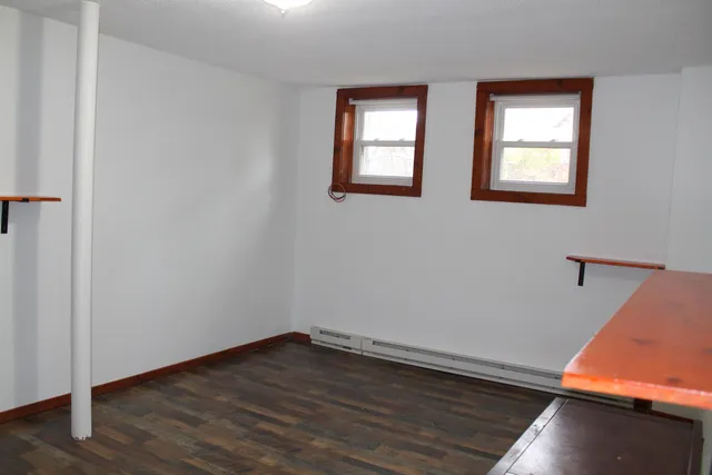 $1,650 | 38 Church Street, Lincoln, NH 03251