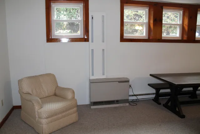 $1,650 | 38 Church Street, Lincoln, NH 03251