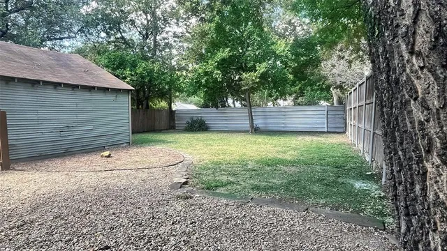 $2,495 | 8647 Santa Clara Drive, Dallas, TX 75218