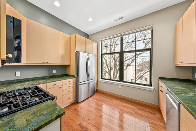 $424,900 | 530 West Doty Street, Unit 304, Madison, WI 53703