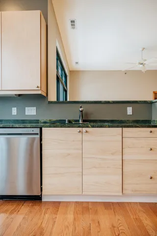 $424,900 | 530 West Doty Street, Unit 304, Madison, WI 53703