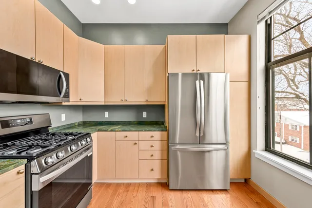 $424,900 | 530 West Doty Street, Unit 304, Madison, WI 53703