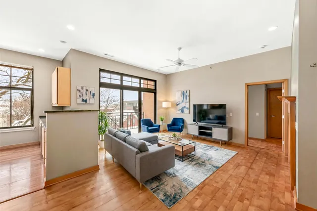 $424,900 | 530 West Doty Street, Unit 304, Madison, WI 53703