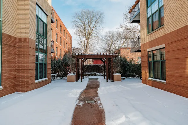 $424,900 | 530 West Doty Street, Unit 304, Madison, WI 53703