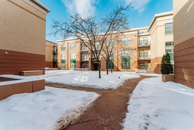 $424,900 | 530 West Doty Street, Unit 304, Madison, WI 53703