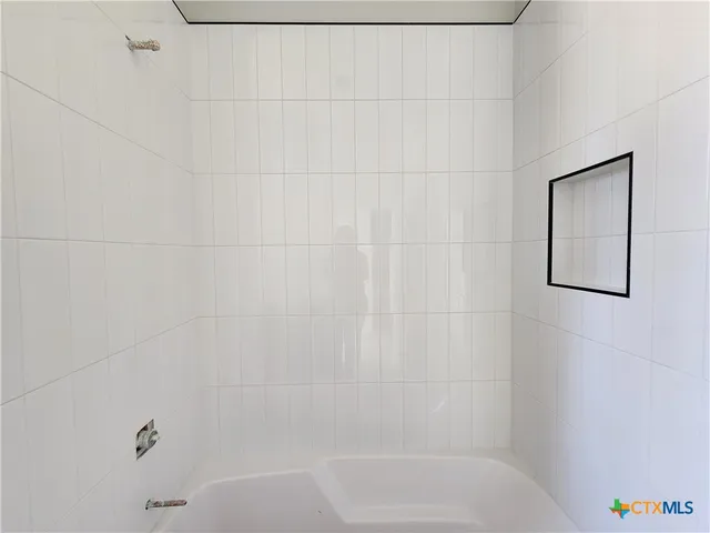 $709,000 | 618 Bald Eagle Loop, Salado, TX 76571