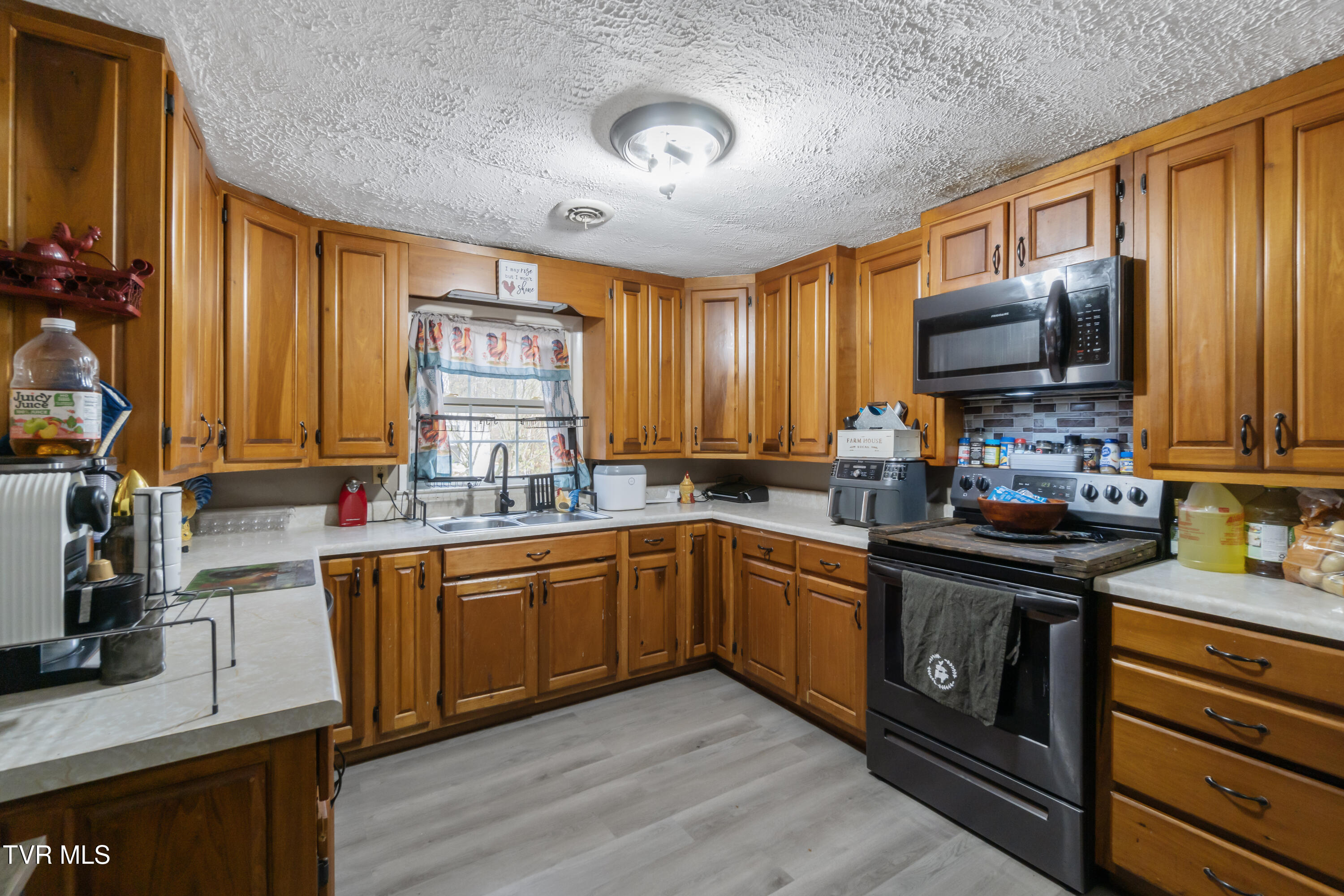 890 Wilkerson Road Mosheim, TN 37818 - Photo 18 of 36 DSC06588