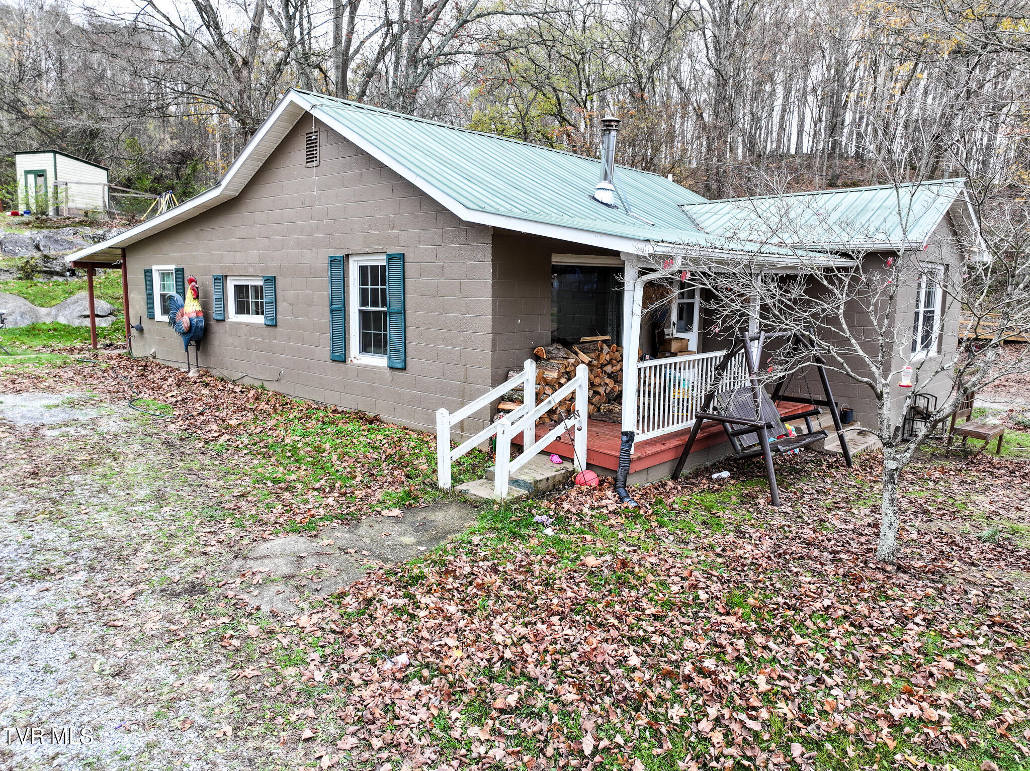 890 Wilkerson Road Mosheim, TN 37818 - Photo 10 of 36 DJI_20241124053927_0196_D