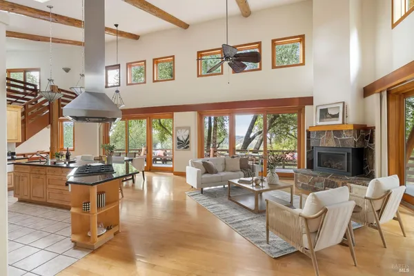 $2,299,000 | 100 Zachary Lane, Santa Rosa, CA 95404