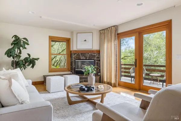 $2,299,000 | 100 Zachary Lane, Santa Rosa, CA 95404