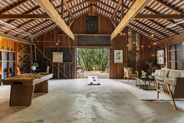 $2,299,000 | 100 Zachary Lane, Santa Rosa, CA 95404